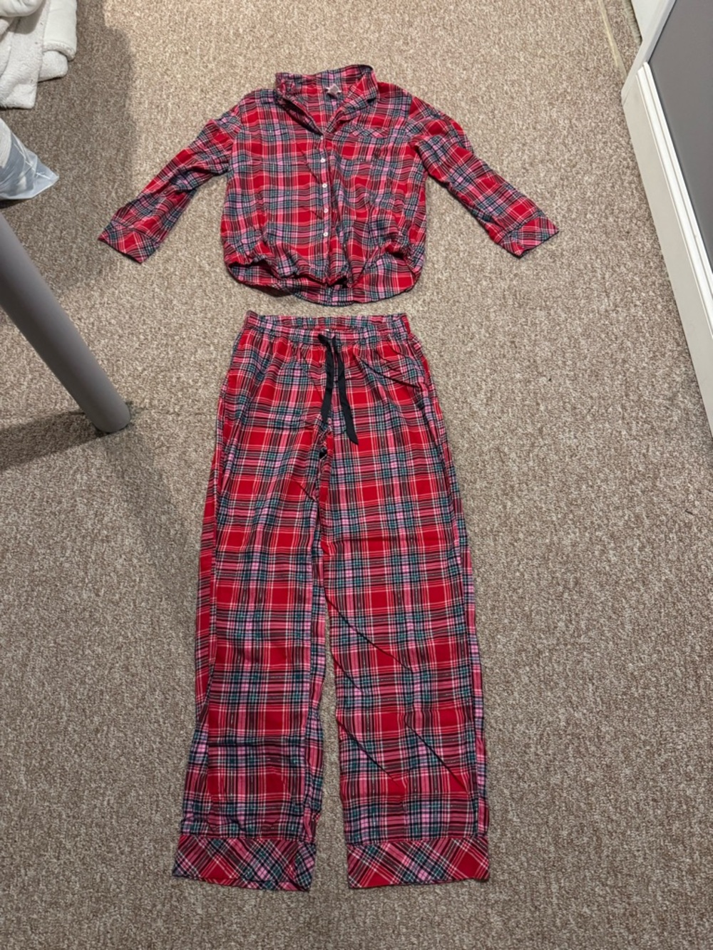Victoria Secret Red Plaid Pajama Set - Cozy Button-Up Top & Drawstring Pants